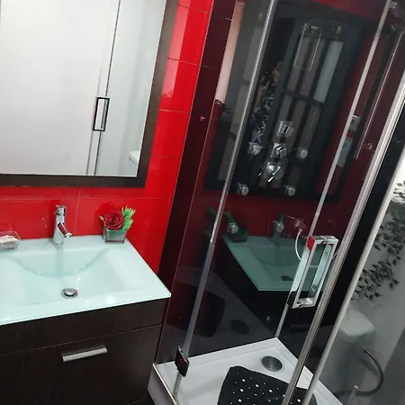 Serra Da Estrela 3 Bedrooms Economic Flat דירה סייה