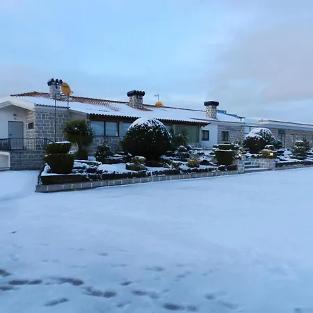 Serra Da Estrela 3 Bedrooms Economic Flat דירה *